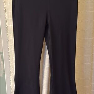 Halara Black High Waisted Flare Leggings w/ Pockets Women’s Large NWT